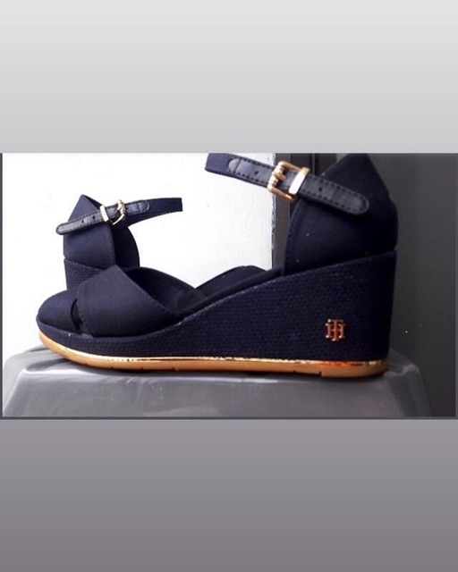 Preloved Sepatu Tommy Hilfiger Authentic Original Branded Second Espadrilles Wedges Murah