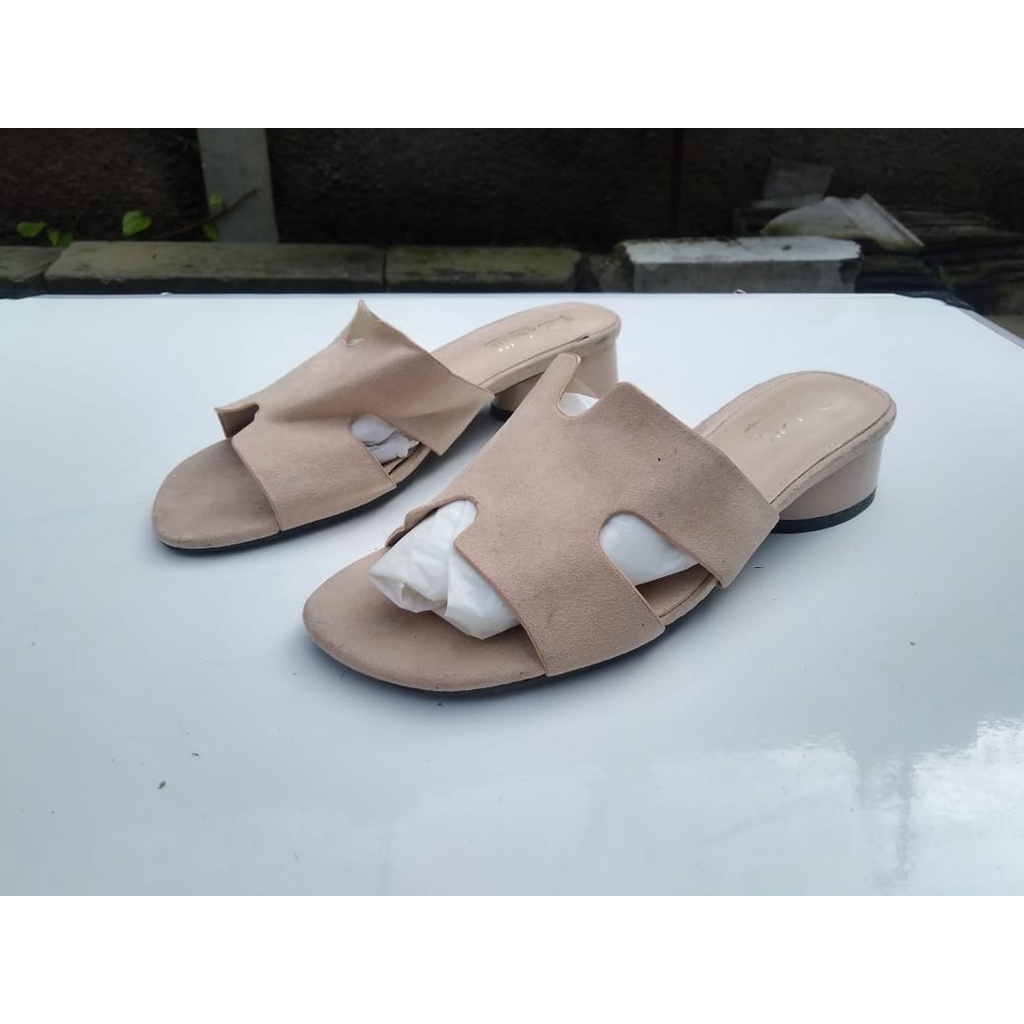 Robelli Sandal - Cream 37
