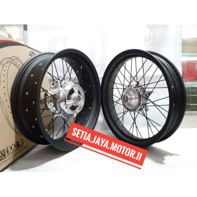 Paketan velg Yamaha XSR 155 2020 tromol jari jari velg 300 350 17 paketan siap pasang XSR 155 new..