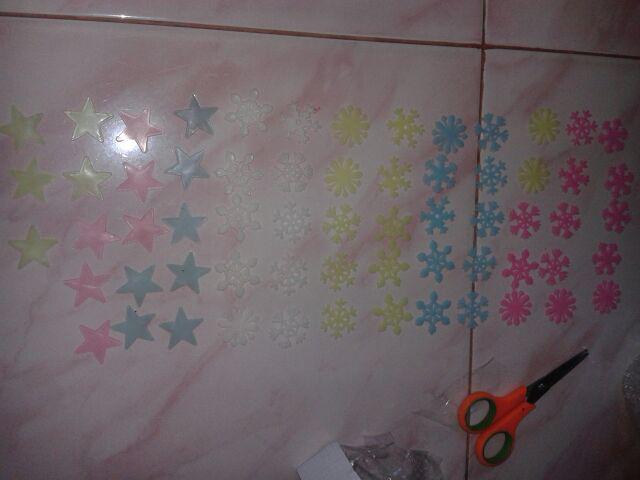 Snow Snowflake Ny Store Bintang Star Seller Stiker Dinding Glow In The Dark Stiker Stars Elber Dekor