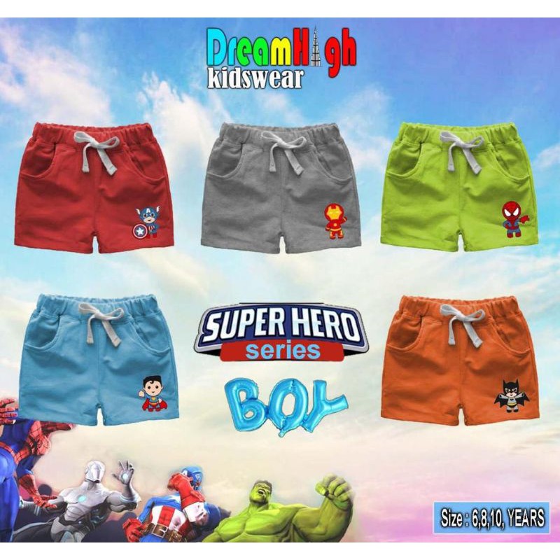 Celana pendek Dream High