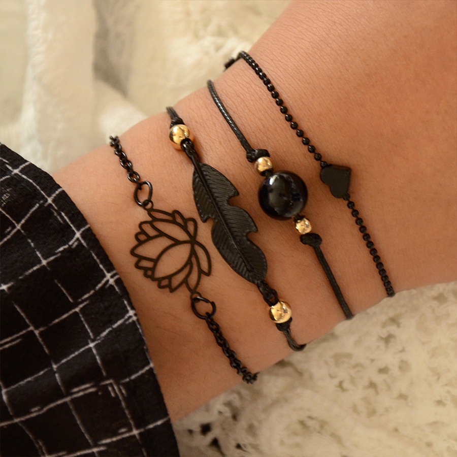 4 Pieces / Set Fashion Simple Black Pearl Love Leaf Lotus Bracelet / Fashion Braided Handmade Bangles