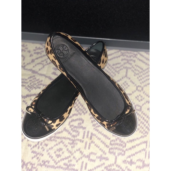 tory burch flat shoes