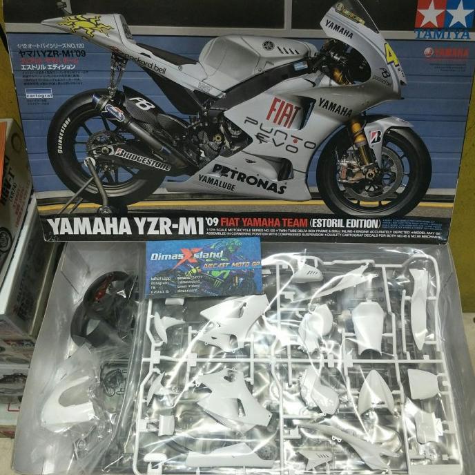 """] Tamiya Yzr M1 Valentino Rossi / J.Lorenzo Team Yamaha 2009 Estoril