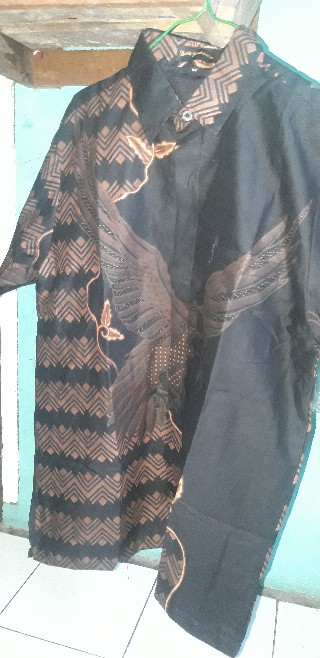 Suryadilaga Pendek Kemeja Batik Pria Reguler Katun Printing Hem Baju Seragam Kantor M