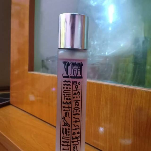 Parfum IM original 100%.