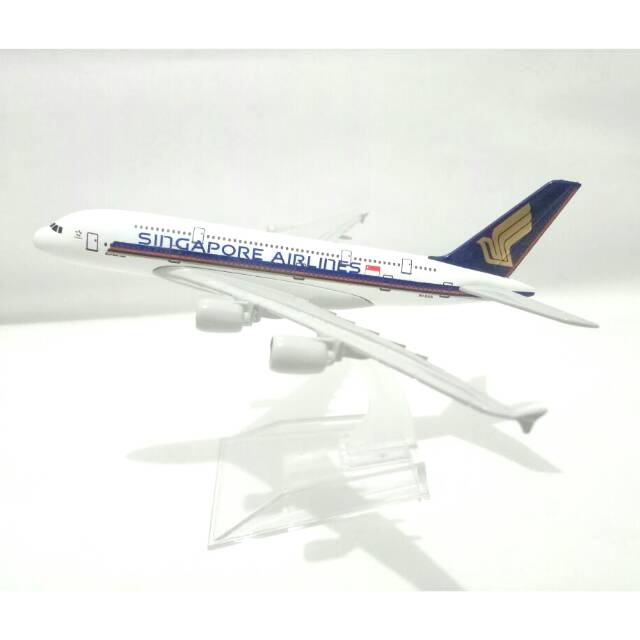 Pesawat diecast miniatur Singapore Airlines