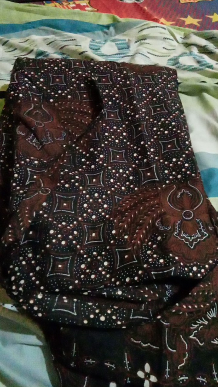 Batik Solo Sarung Batik Celana Parisogan Alethea Katun Grounding Sragenan