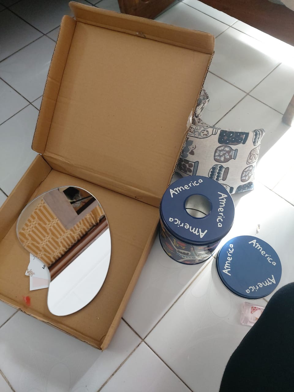 2 In 1 Toples + Tissue Gulung Nation World Wide