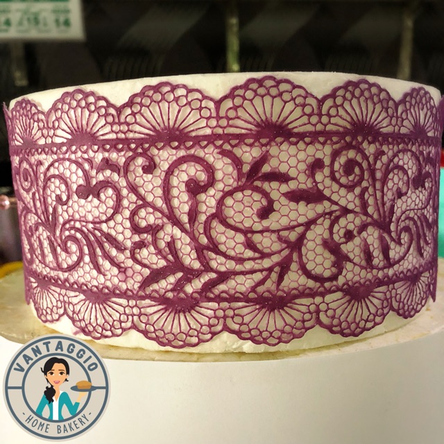 

Ediblelace/sugarlace/edible cake decorating/edible lace /sugar lace