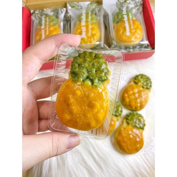 Hampers Imlek Nastar Taiwan Premium Pineapple Cake isi 6 pcs