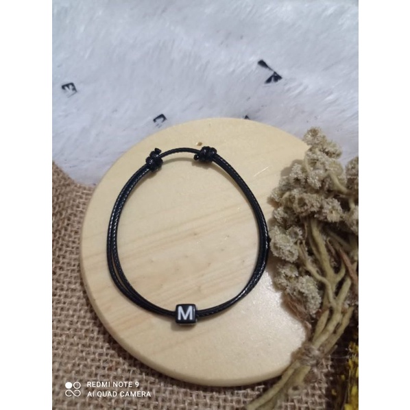 (GRATIS) GELANG TALI COUPLE PERSAHABATAN INISIAL anti air (A-Z) COSTUM 1 HURUF( anti air) BELI 10 FREE 1 GELANG POLOS Gelang couple / gelang nama /gelang inisial/ gelang Costum / gelang persahabatan / gelang huruf / gelang murah / gelang viral