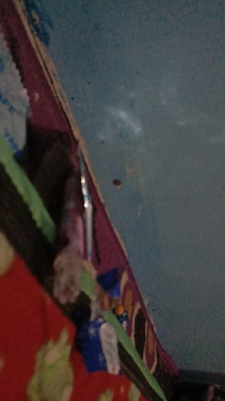 Batik Couple Batik Keluarga Ibu Ayah Dan Anak Maura Couple Sania Ruffle Modern ( Ulir Putih  )