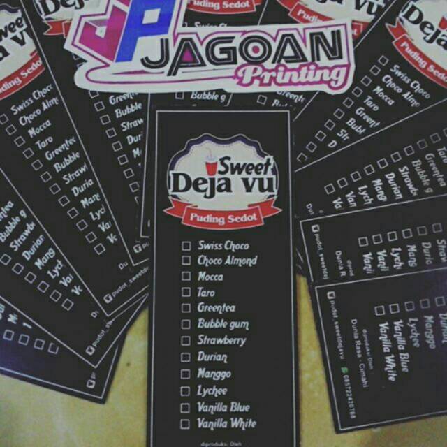 

STIKER LABEL PRODUK BENTUK PERSEGI