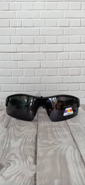 kacamata sport polarized yn4031