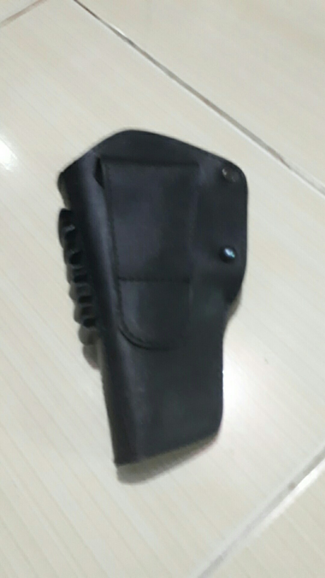 Sarung Pistol Kulit