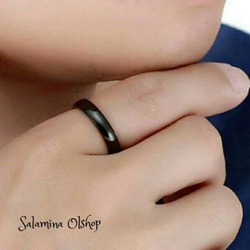 ACC 001 Cincin titanium anti karat warna hitam polos silver dan emas bergaya elegan / cincin pria/wanita unisex