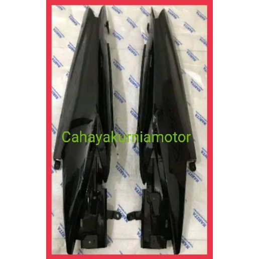 COVER BODY BELAKANG JUPITER MX NEW 135 cc.thn 2011.. hitam metalik