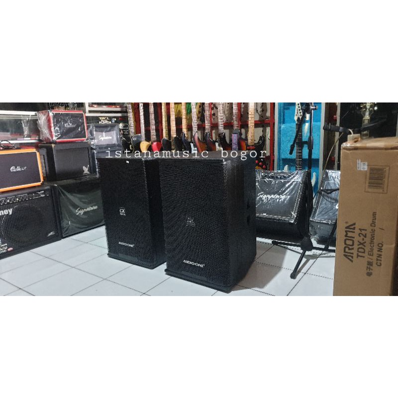Speaker Active 15 model YAMAHA DSR DZR
