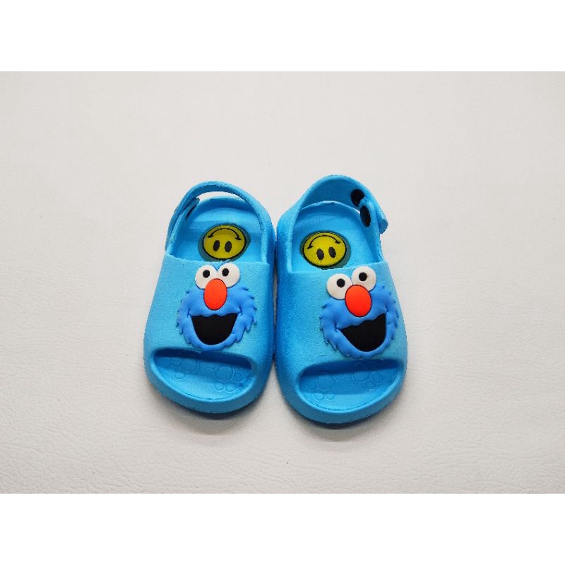 SANDAL BAIM ANAK MOTIF ELMO BERBUNYI CITT...CITT.. TERBARU / SANDAL ANAK TALI BELAKANG WUCU / SANITA / YUTU 725D BERBUNYI CITT..CITT/ SANDAL SLIP ON ANAK / SANDAL CASUAL ANAK-ANAK / SANDAL ANAK LANDAL JEPIT / SANDAL CASUAL ANAK / SANDAL KOKOP / SLIP ON