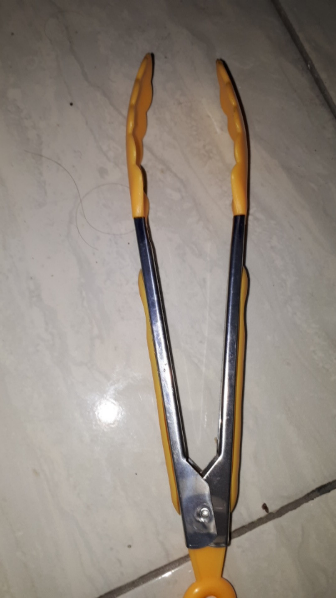 Penjepit Makanan Silikon / Food Tongs / Capitan Roti / Pencapit Kue / Penjepit Kue / Pencapit Roti