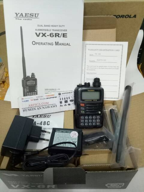 HT YAESU VX 6R ORIGINAL  HT YAESU DUALBAND VX-6R  VX-6RE DUALBAND GARANSI RESMI