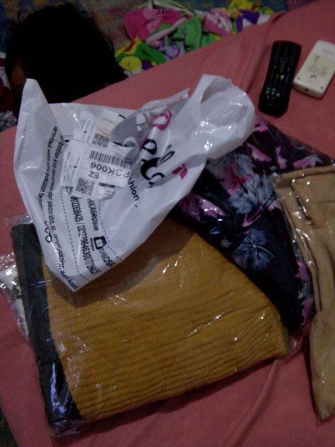 [ss88] Gantungan Dinding Serbaguna - Gantungan Kail Baju - Gantungan Hook Smile