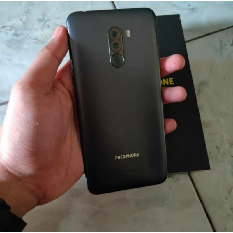 Jual Pocophone F1 RAM 6/64GB fulset mulus
