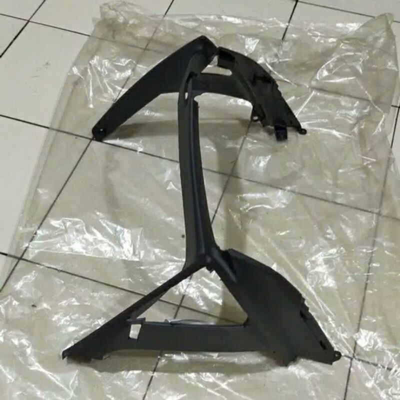 Garnish / Dudukan Lampu Depan Vario 110 FI LED