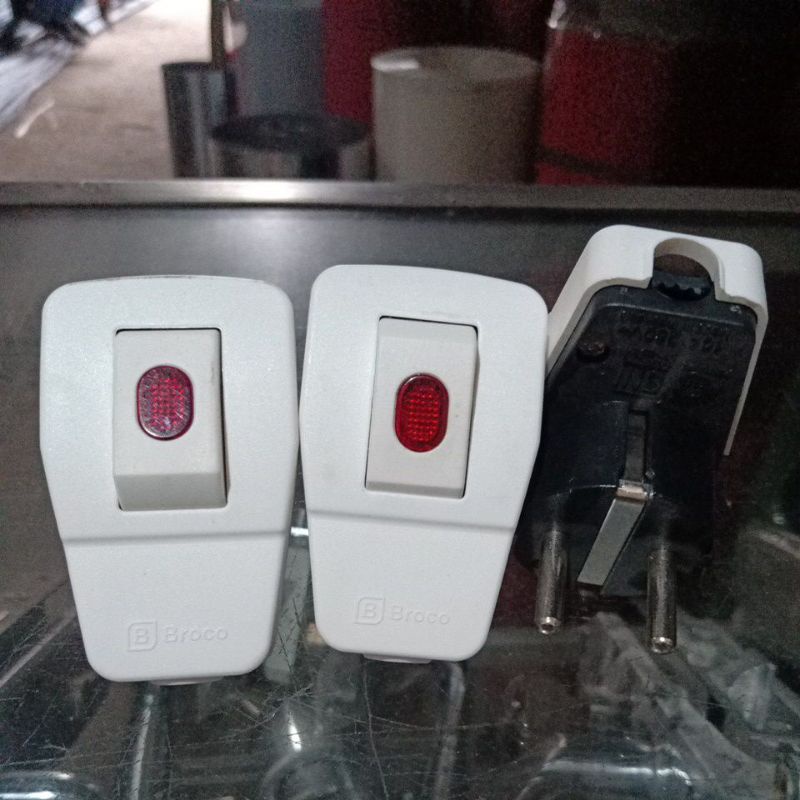 saklar on off broco/steker on off broco/colokan broco