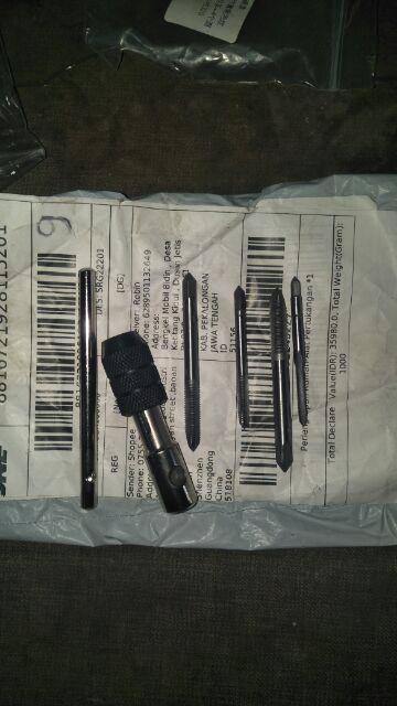 Hand Screw Thread Tap Wrench Handle With 4pcs Straight Flute Taps M3/m4/m5/m6