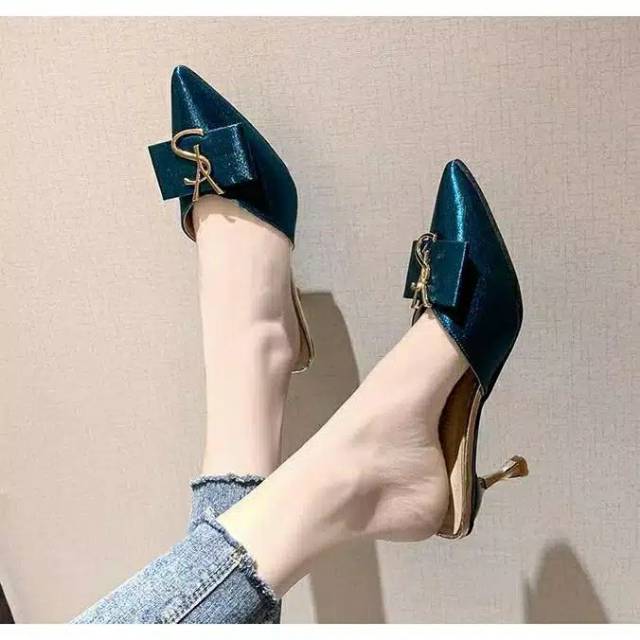 sepatu heels ysl