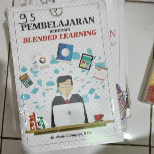 Jual Buku Pembelajaran Berbasis Blended Learning | Shopee Indonesia