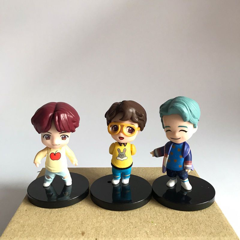 Mini figure BTS