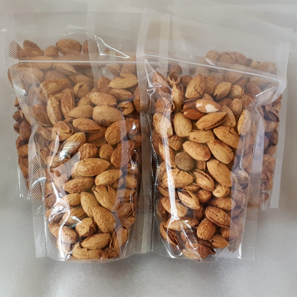 

Kacang Almond Panggang