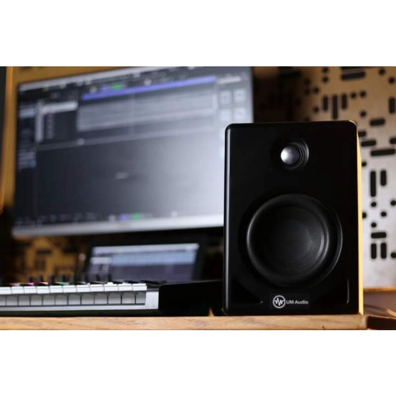 UM Audio Special Edition Powered Speaker Dual Active Speaker Monitor original UM Indonesia