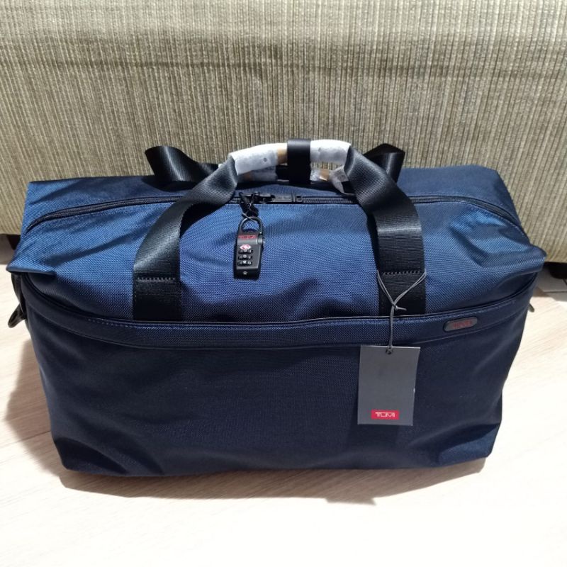 Tumi Soft Travel Satchel bag/tumi ori/tumi authentic
