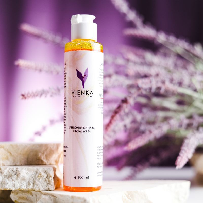 Vienka Skincare Saffron Brightening Facial Wash