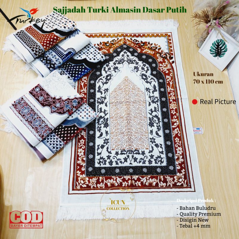 SAJADAH PREMIUM TURKI DASAR PUTIH ,SAJADAH KADIFATEKS