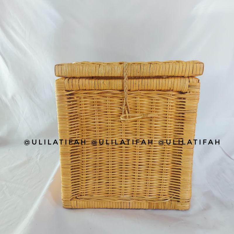 storange box rotan/ box tutup rotan/ box penyimpanan/ box rotan / keranjang rotan mainan anak / temp