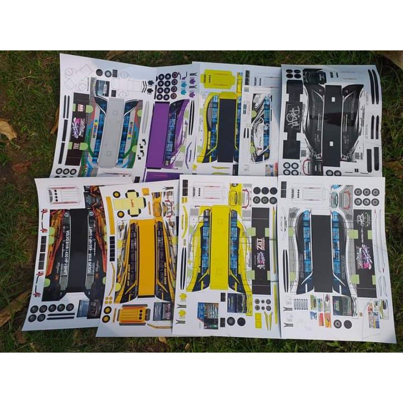 Lembaran papercraft bus