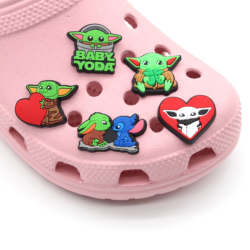 yoda lucu Crocs Pin Jibbitz sandal kartun shoe charms DIY Dapat Dilepas decorate Lubang Sepatu accessories anak hadiah Natal