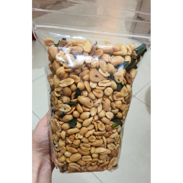 

Kacang Roller Coaster / Kacang Daun Jeruk Bawang