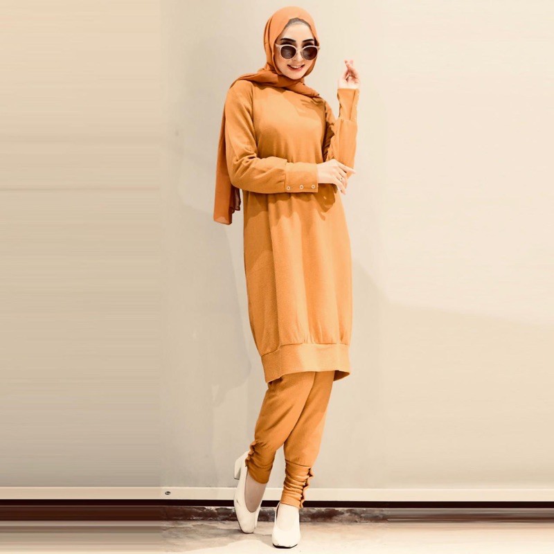 SET RAINA by RANEE BRUGMEN waffle uniqlo