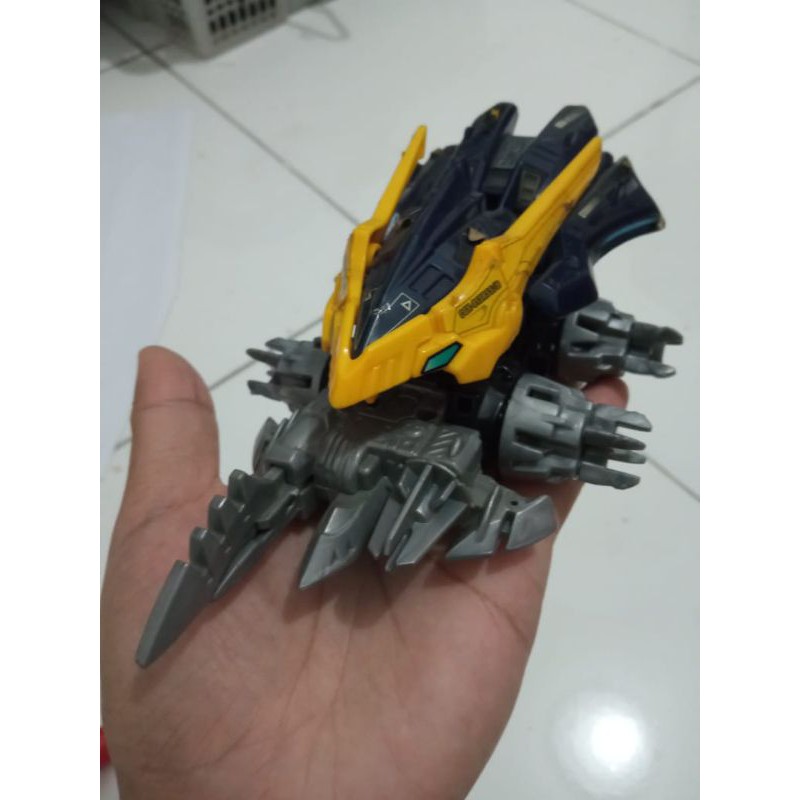 crush gear storm rider bandai