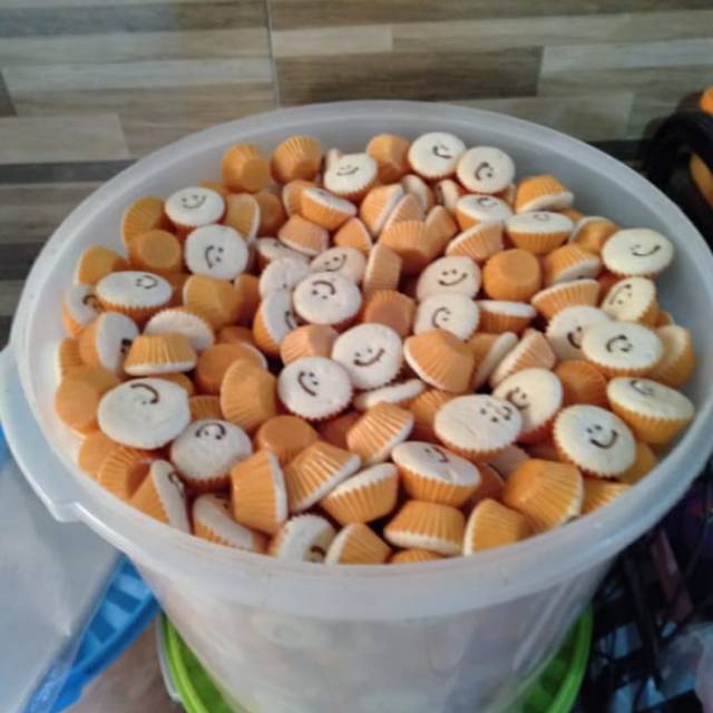 

BOLU SMILE PANGGANG 1 KG
