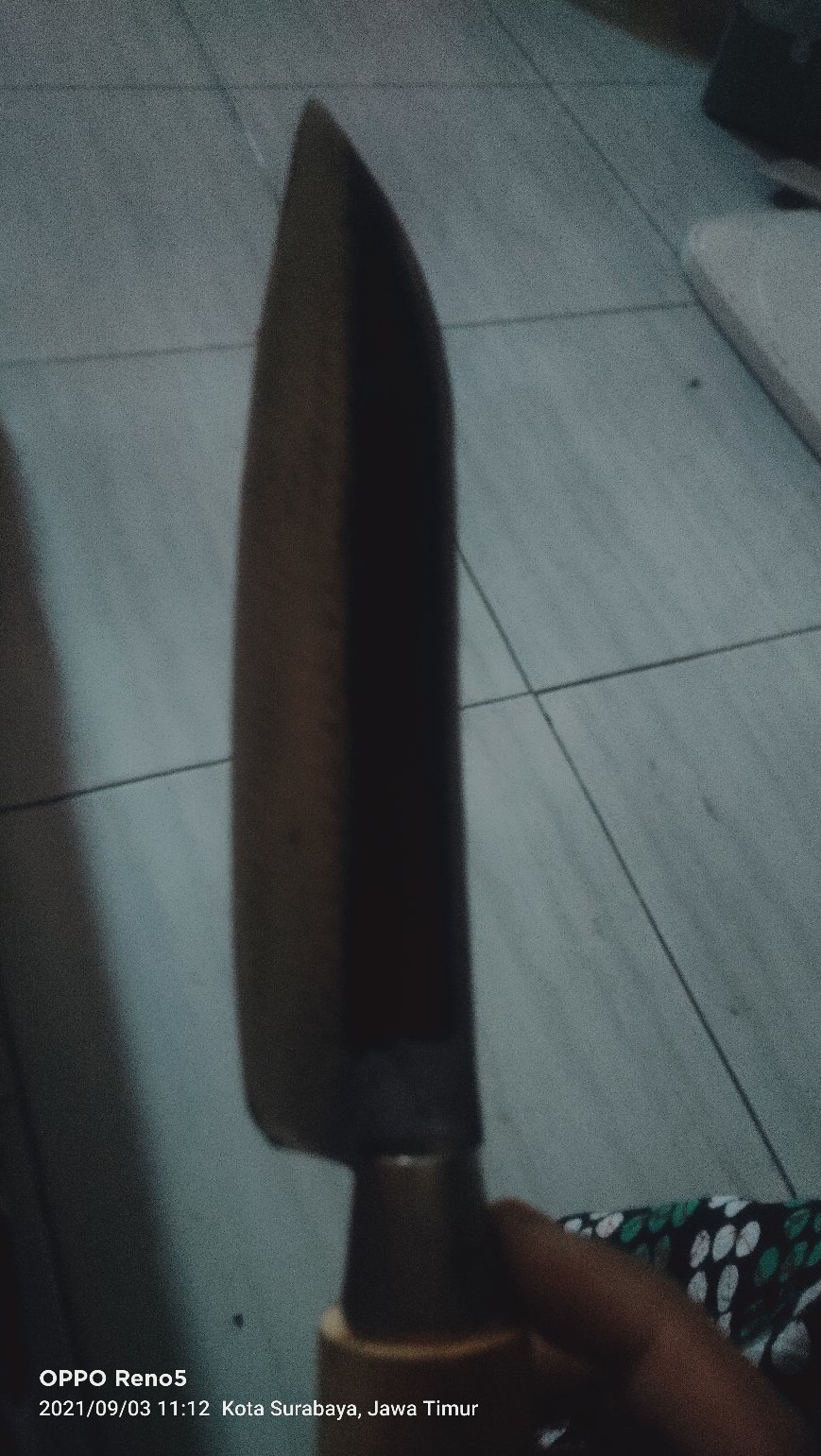 Pisau Dapur Baja Tebal Ukuran Sedang Super Tajam