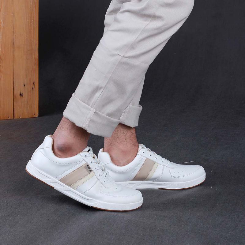 Sepatu Casual Sneakers Putih Hitam Pria Cowok Mills Series Kets Distro Premium Original