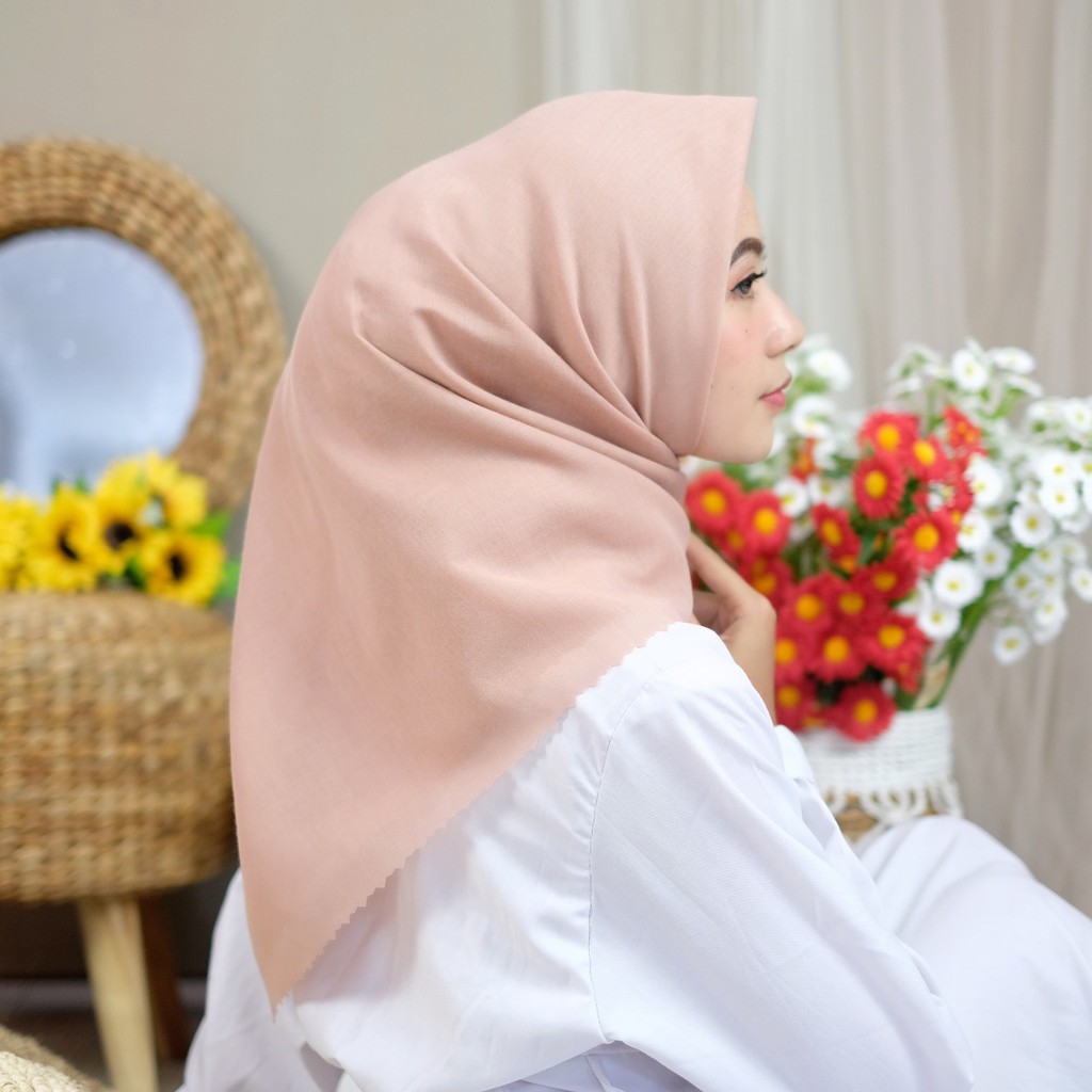 SEKVU - HIJAB SEGI EMPAT POLOS KATUN VOAL ULTRAVINE LASER CUT 110X110CM / HIJAN MUSLIM / KERUDUNG