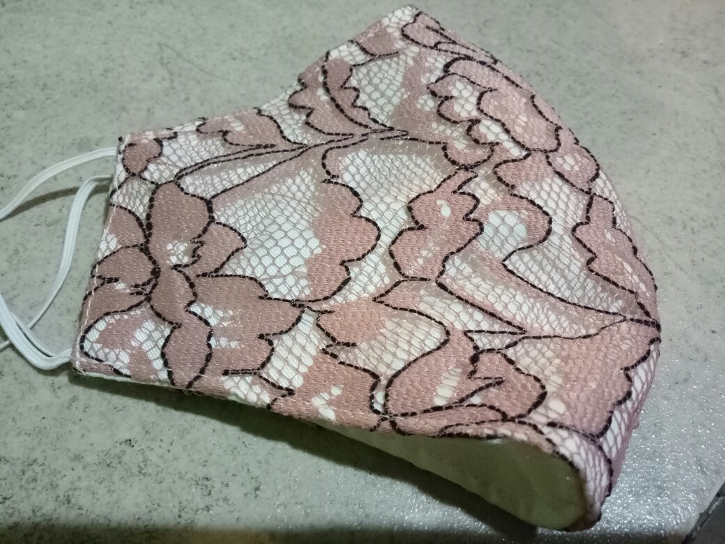 Masker Kain Brokat Cantik 3 Ply Bisa Diisi Tissue Dan Dicuci